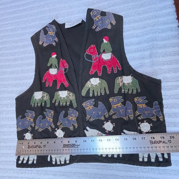 Passports of Pier 1 Imports Women's Vintage Vest Embroidered Animal Black Small - Picture 7 of 8